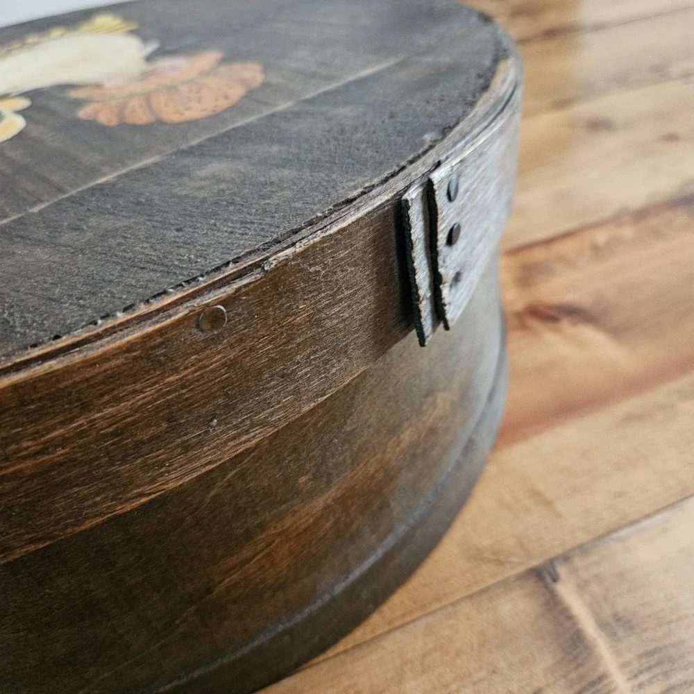 N/A vintage wooden